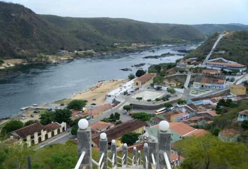 پانسیون Pousada Lua Rosa