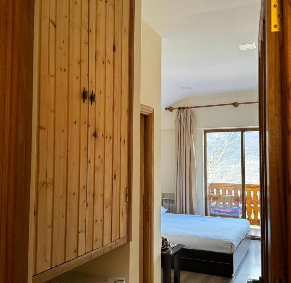 ペンション Verin Tun