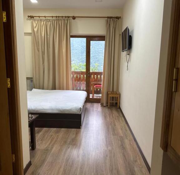 ペンション Verin Tun