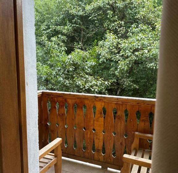 ペンション Verin Tun