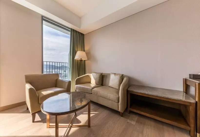 Stanford Hotel&resort Tongyeong