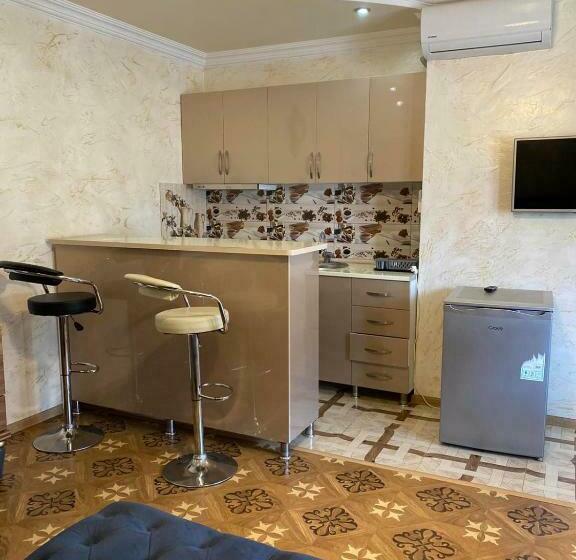 پانسیون Don Fridon