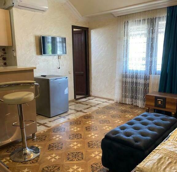 پانسیون Don Fridon