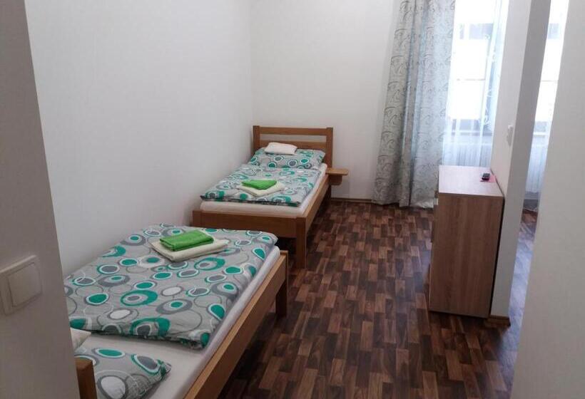 펜션 Penzion A Wellness U Třeboňské Madony