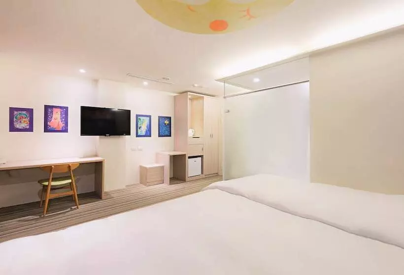 ユースホステル Whoops