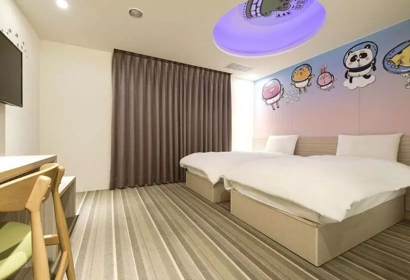 ユースホステル Whoops