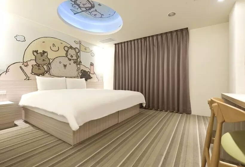 ユースホステル Whoops