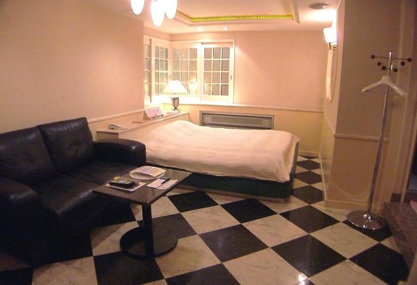 Отель J House 1