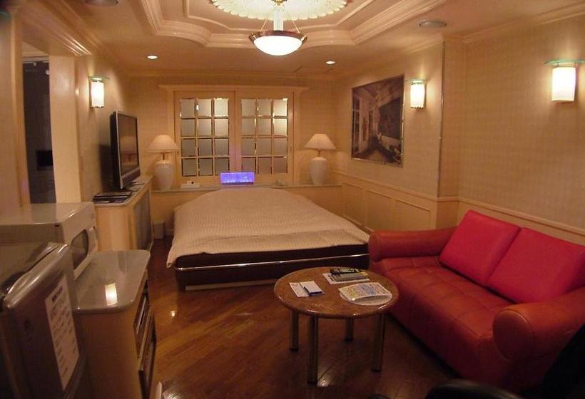 Отель J House 1