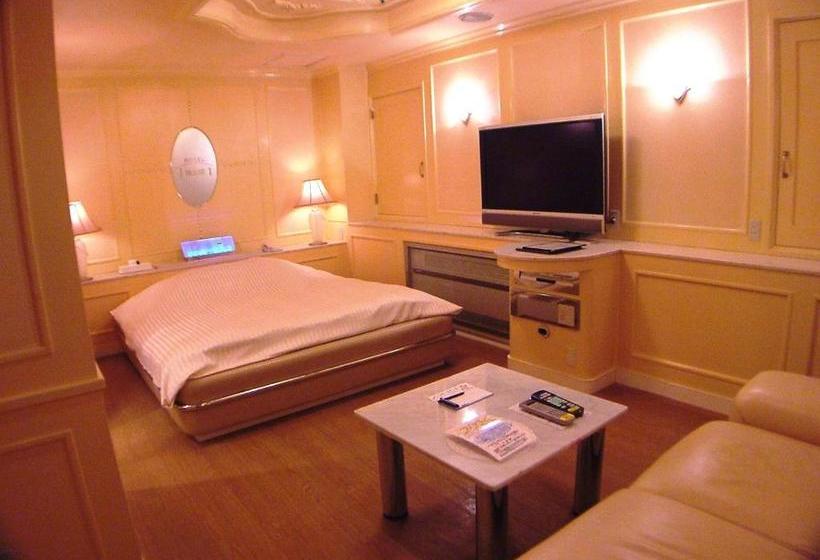 Отель J House 1