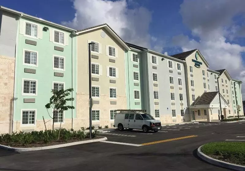هتل Woodspring Suites Miami Southwest