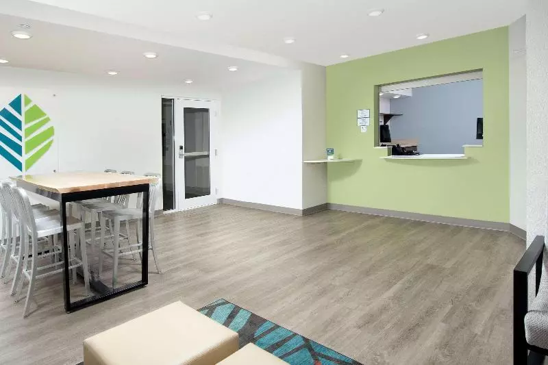 هتل Woodspring Suites Miami Southwest