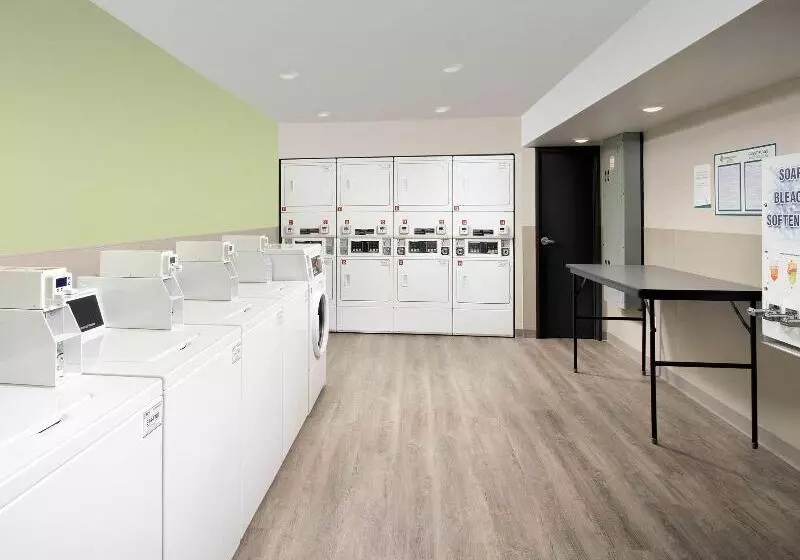 هتل Woodspring Suites Miami Southwest