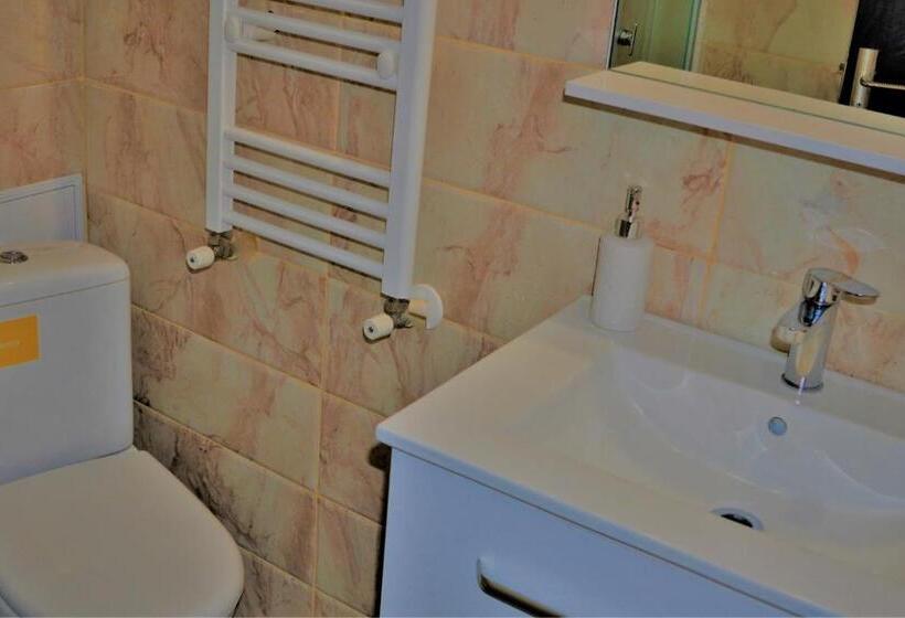 Pensió Casa Rendez Vous