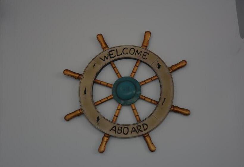 Pensió Casa Rendez Vous