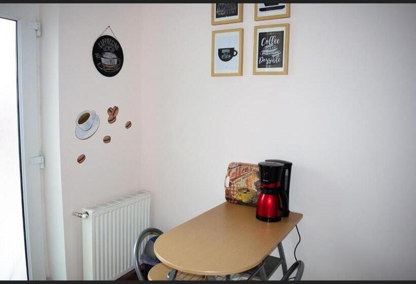 Pensió Casa Rendez Vous