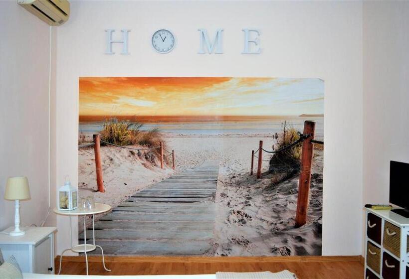 Pensió Casa Rendez Vous