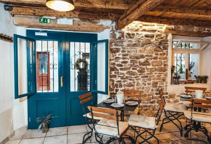 پانسیون Guesthouse Centrum B&b