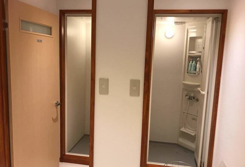 Пансион Guesthouse Lululu 無料朝食&夕食カレー 街まで電車8分 ローソン隣