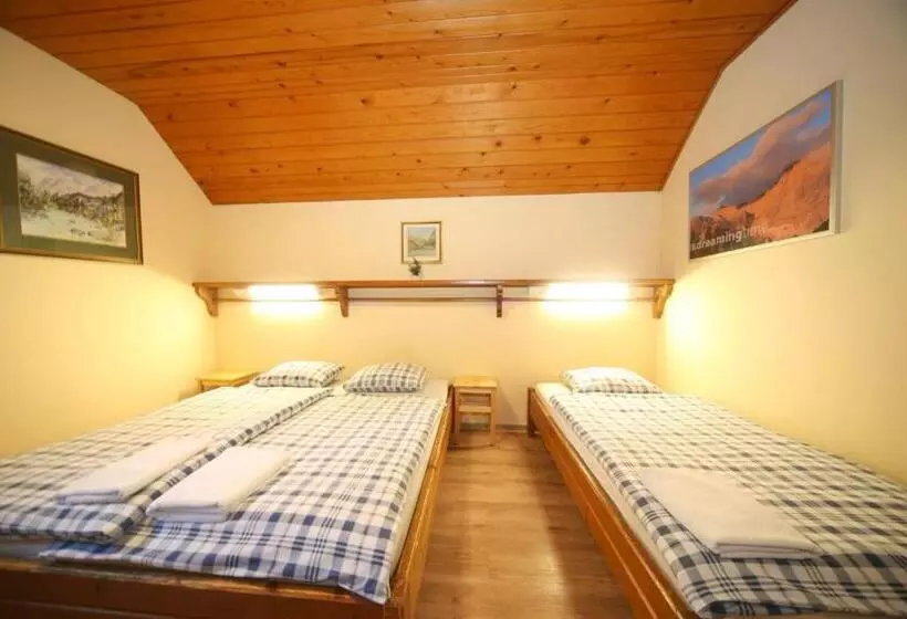 پانسیون Planinska Koča Na Gozdu