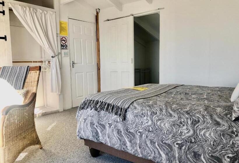 بنسيون Ollava Guesthouse