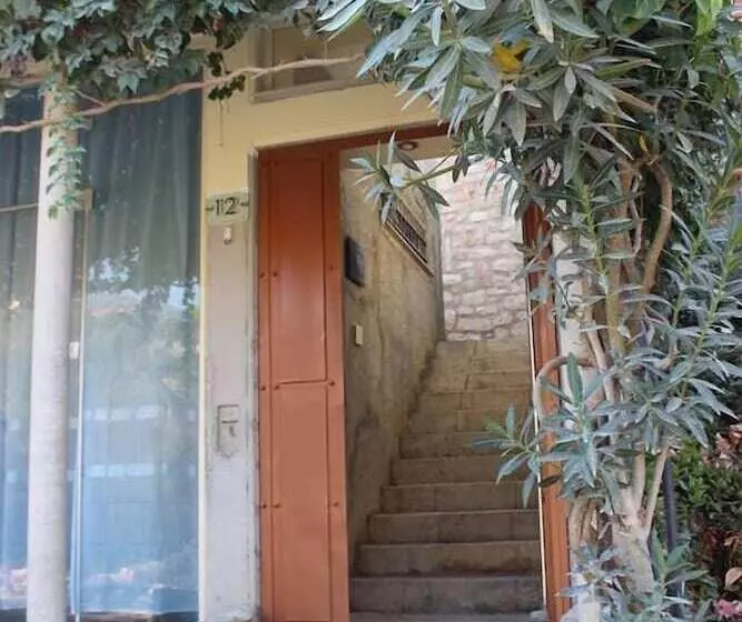 Majatalo Sunset Guest House