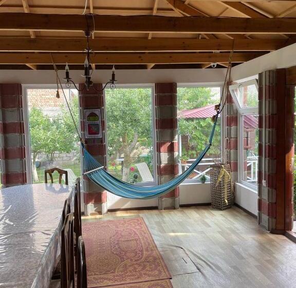 پانسیون Guest House Visit