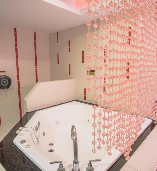 Motel 亞歷山大汽車旅館