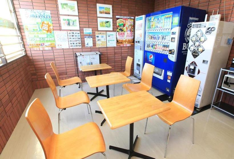 Capsule Hotel New Grand