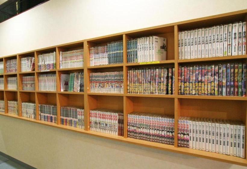 Capsule Hotel New Grand