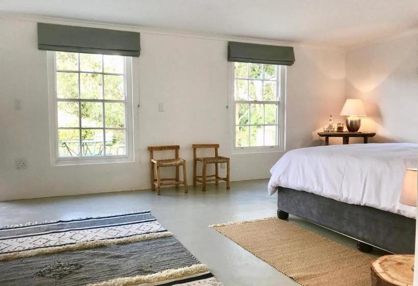 بنسيون Mooibaai