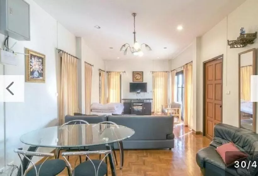 Aamiaismajoitus (B&B) Maesa Greenery Hill Sha