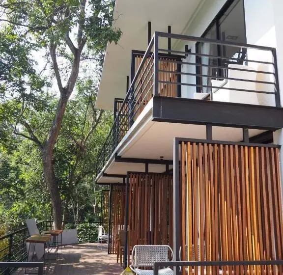 Aamiaismajoitus (B&B) Maesa Greenery Hill Sha