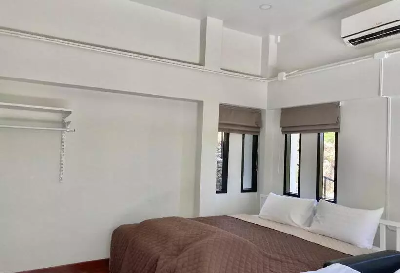 Aamiaismajoitus (B&B) Maesa Greenery Hill Sha