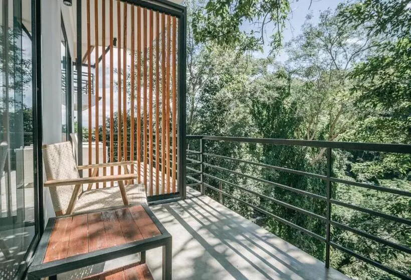 Aamiaismajoitus (B&B) Maesa Greenery Hill Sha