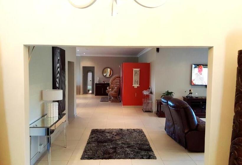 بنسيون Bokmakierie Place