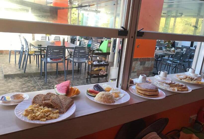 호스텔 Sunvalley Tourist Inn