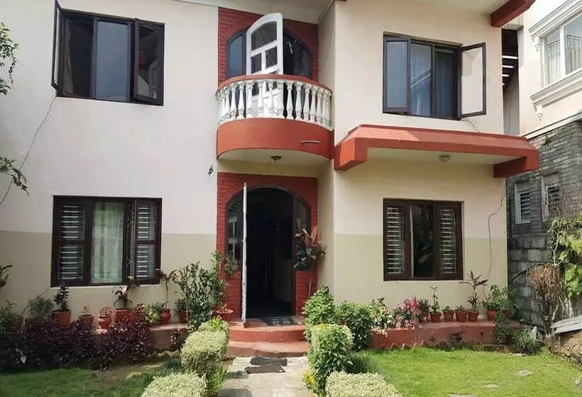 پانسیون Nepali Cottage Guest House