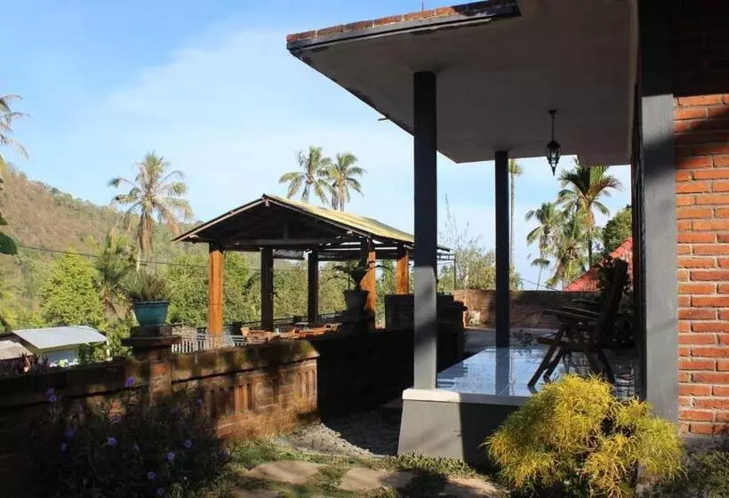Pensione Sekumpul Accommodation