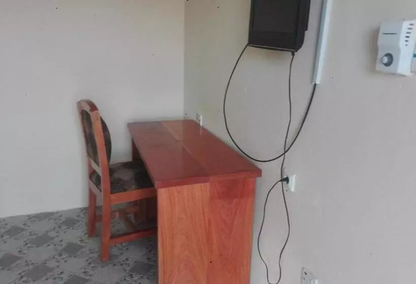 ペンション Is Guest House