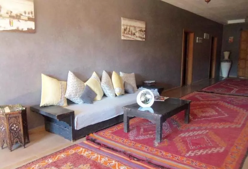 Majatalo Les Terrasses Du Lac Marrakech