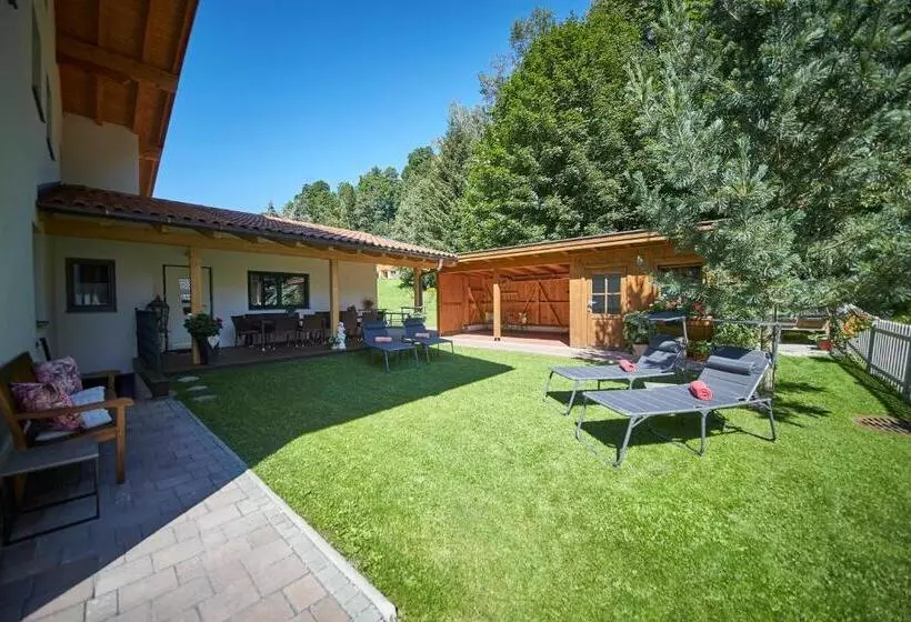 تختخواب و صبحانه Landhaus Keil