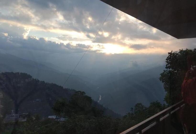 Pensão Aapas Residency