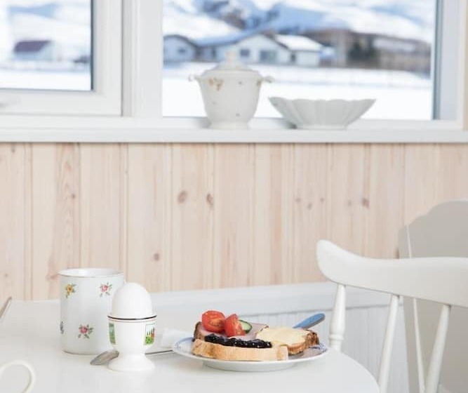 پانسیون Guesthouse Baegisa