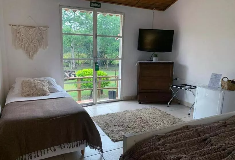 ユースホステル Hospedagem Fazenda Nova América