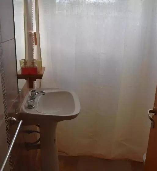 Apartdora