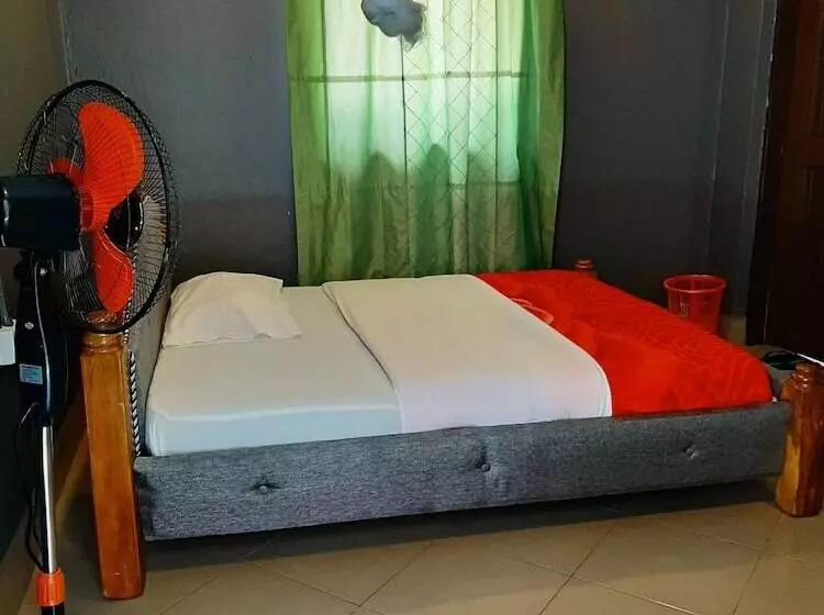 ベッドアンドブレックファースト Hubhill Lodge