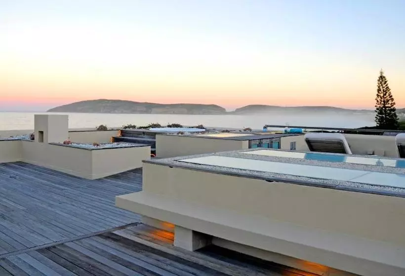 پانسیون Lodge On The Bay