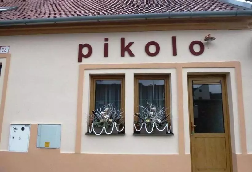ペンション Pikolo   Izby Na Prenájom