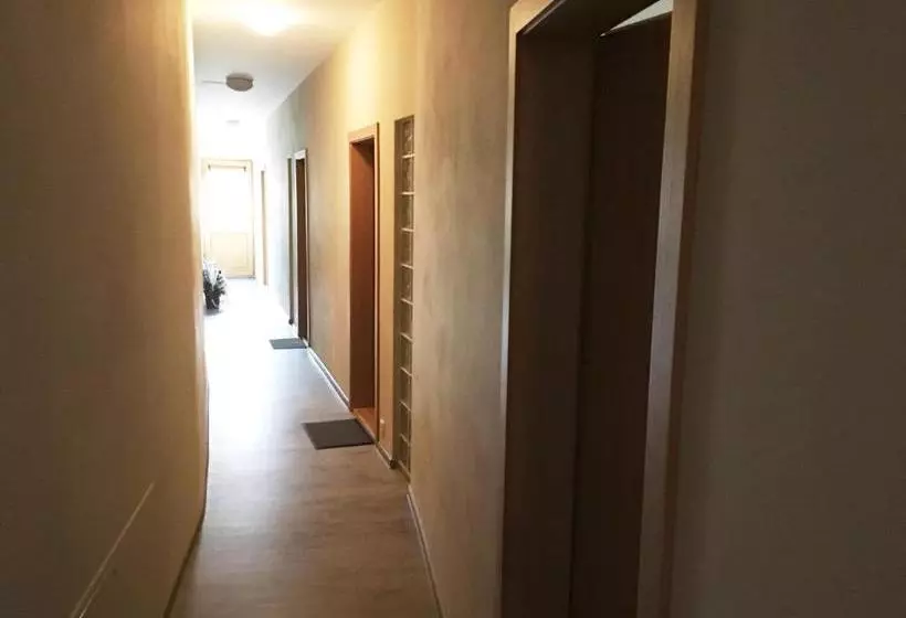 ペンション Pikolo   Izby Na Prenájom